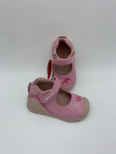 Load image into Gallery viewer, Narwhal shoes mist