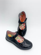 Load image into Gallery viewer, Petasil Donna E Fitting