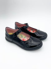 Load image into Gallery viewer, Petasil Donna E Fitting