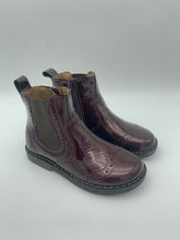 Load image into Gallery viewer, Ricosta Dallas Wine Patent