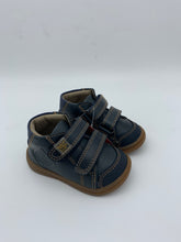 Load image into Gallery viewer, Garvalin Classic Shoe Navy/Tan