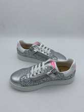 Load image into Gallery viewer, girls shoe ireland