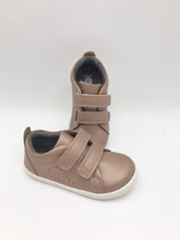 Load image into Gallery viewer, Bobux Grass Court Shoe Rose Gold