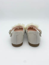Load image into Gallery viewer, Pablsoky Cream Shoe Flower Strap/Napa Nacar Marfil 863738