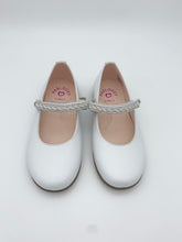 Load image into Gallery viewer, Pablosky White Shoe Pearl/Diamante Strap/Napa Nacar Blanco 349808