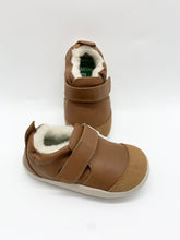 Load image into Gallery viewer, Bobux Cruiser Marvel Arctic Caramel
