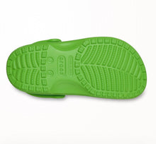 Load image into Gallery viewer, Crocs Classic Clog Green
