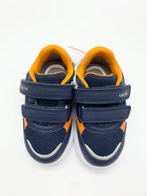 Load image into Gallery viewer, Geox Sprintye Trainer Navy/Orange B564UC0BC14C0659

