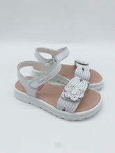 Load image into Gallery viewer, Pablosky Daisy Sandal Olimpio Blanco
