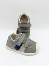Load image into Gallery viewer, Biomecanics Grey Strip Shoe 261131-C154
