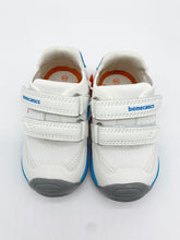 Load image into Gallery viewer, Biomecanics Knit Trainer Blanco White and Red Rojo 262137-A316
