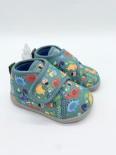 Load image into Gallery viewer, Garvalin Dinosaur Slipper/Indoor Shoe Verde 261339-A442
