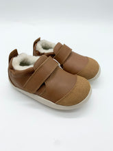 Load image into Gallery viewer, Bobux Cruiser Marvel Arctic Caramel
