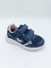 Load image into Gallery viewer, Geox Sprintye Trainer Avio/Silver
