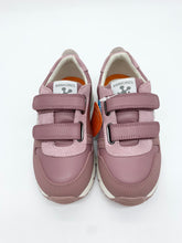 Load image into Gallery viewer, Biomecanics B Logo Leather Trainer Pink/Malva 231006-B165
