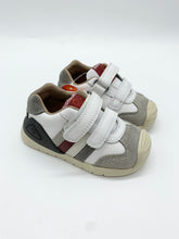 Load image into Gallery viewer, Biomecanics Casual Stripe Shoe White/Grey or Ocean Navy/Royal

