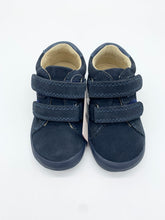 Load image into Gallery viewer, Primigi Baby Snail Shoe Navy 2400000
