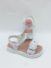 Load image into Gallery viewer, Pablosky Daisy Sandal Olimpio Blanco
