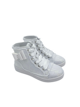 Load image into Gallery viewer, Sweetie Pie Raya Hi-Top.
