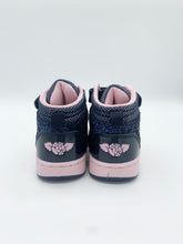 Load image into Gallery viewer, Lelli Kelly Serena Hi-Top Navy/Pink.
