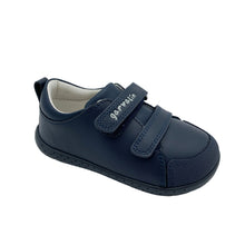 Load image into Gallery viewer, A navy blue baby shoe with two hook-and-loop straps and a pull tab, shown on a white studio background. The brand name 'garvelin' is visible on the strap.
