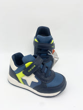 Load image into Gallery viewer, Geox Rishon Navy/Fluo Green B560RA054FUC4602
