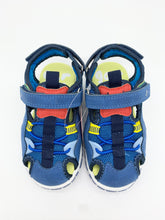 Load image into Gallery viewer, Garvalin Treck Sandal Closed Toe Jeans/Navy 262716-A371
