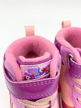 Load image into Gallery viewer, Agatha Ruiz De La Prada Star Hi-Top in Pink Rosa 251960-A032 or Blanco White 251960-B050
