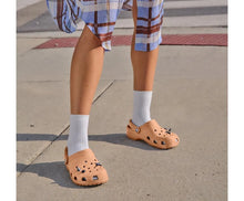 Load image into Gallery viewer, Crocs Classic Clog Electric Sunstone
