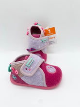 Load image into Gallery viewer, Biomecanics Sensory Slipper/Indoor Shoe Fucsia 261185-B146
