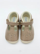 Load image into Gallery viewer, Startrite Tumble Taupe Patent Pre-Walker/Cruiser Shoe
