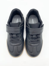 Load image into Gallery viewer, Geox Emberlix Boy Black/white J66DJA 054FU C0127
