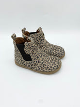 Load image into Gallery viewer, Bobux Iwalk Jodhpur Ankle Boot Leopard Shimmer 630931
