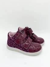 Load image into Gallery viewer, Laury Ankle Boot in Navy or Merlot
