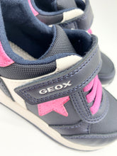 Load image into Gallery viewer, Geox Rishon Navy/Fuchsia B560LA0NFFUC4268
