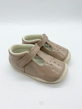 Load image into Gallery viewer, Startrite Tumble Taupe Patent Pre-Walker/Cruiser Shoe
