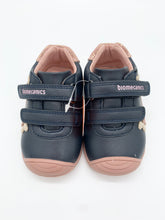 Load image into Gallery viewer, Biomecanics Heart Shoe Navy Ocean/Pink 261104-A183
