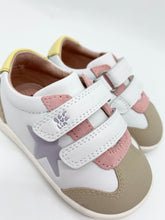 Load image into Gallery viewer, Garvalin Barefoot Star Shoe White/Pink Lillium 262320-E864

