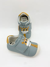 Load image into Gallery viewer, Geox Tutim Sage Ochre Yellow Giraffe Shoe
