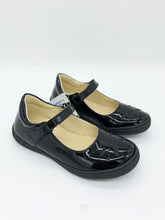 Load image into Gallery viewer, Primigi Trendy Mary Jane Black Patent 8929100
