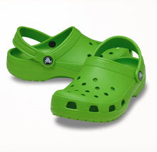 Load image into Gallery viewer, Crocs Classic Clog Green
