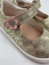 Load image into Gallery viewer, Pablosky Mary Jane Barefoot Shoe Gold 068581
