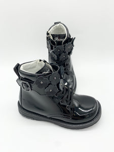 Primigi Play Ankle Boot in Black 8913611 or Silver 8913622