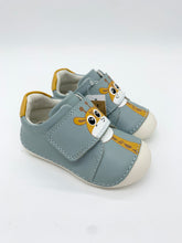 Load image into Gallery viewer, Geox Tutim Sage Ochre Yellow Giraffe Shoe
