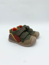 Load image into Gallery viewer, Biomechanics Green/Tan Militare Shoe.
