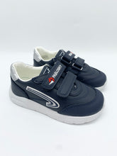 Load image into Gallery viewer, Pablosky Torello Trainer Navy/Silver 297020/204020
