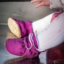 Load image into Gallery viewer, Snugabugz Outdoor Booties
