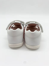 Load image into Gallery viewer, Garvalin Heart Sandal Blanco White 252303-C050
