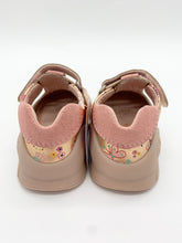 Load image into Gallery viewer, Biomechanics Sandal Monrobia 252102-A665
