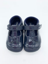 Load image into Gallery viewer, Startrite Wiggle Navy Patent Pre-Walker/Cruiser Shoe
